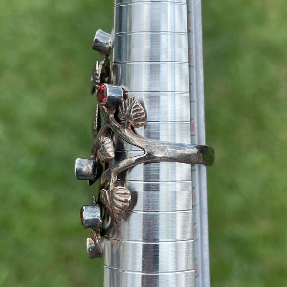 Garnet Forest 925 Silver-Plated Cocktail Ring Size 7.25 - Picture 2 of 11